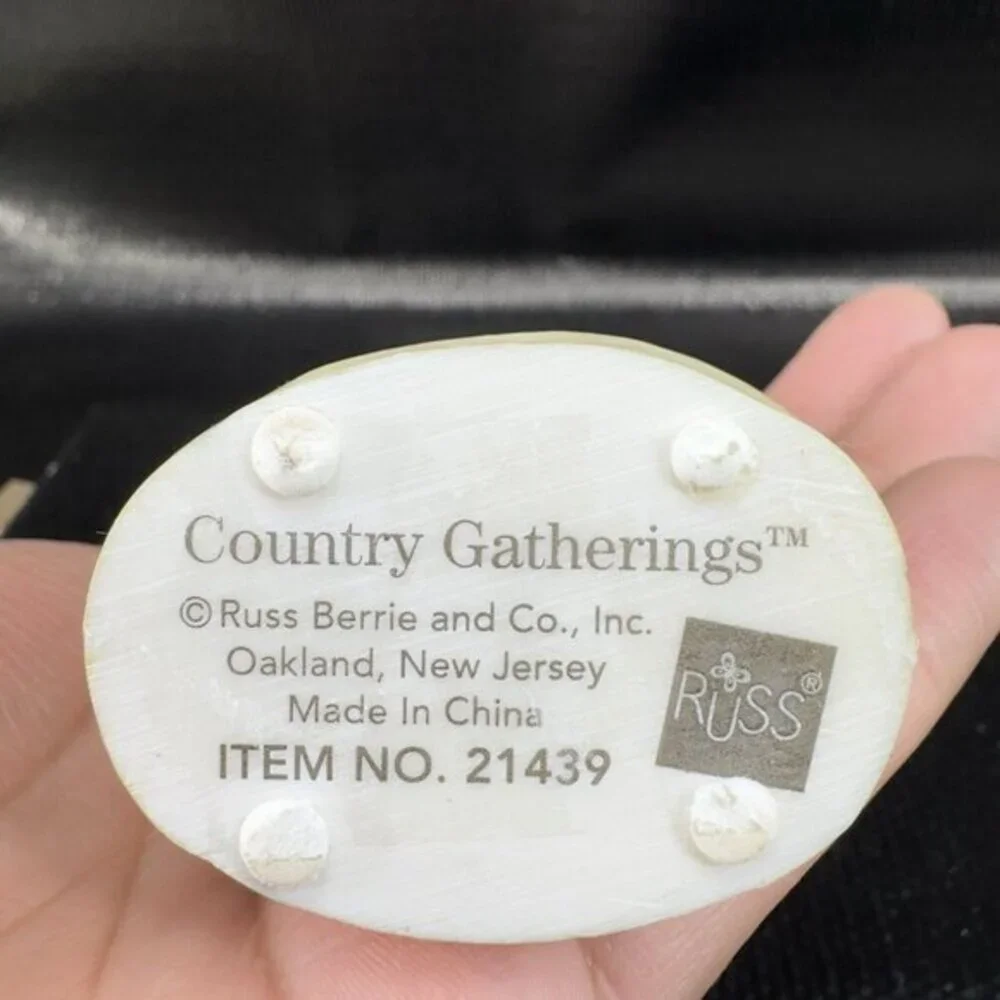 Russ Berrie Country Gatherings Peace Plenty Angel Folk‎ Art Resin Figurine Decor